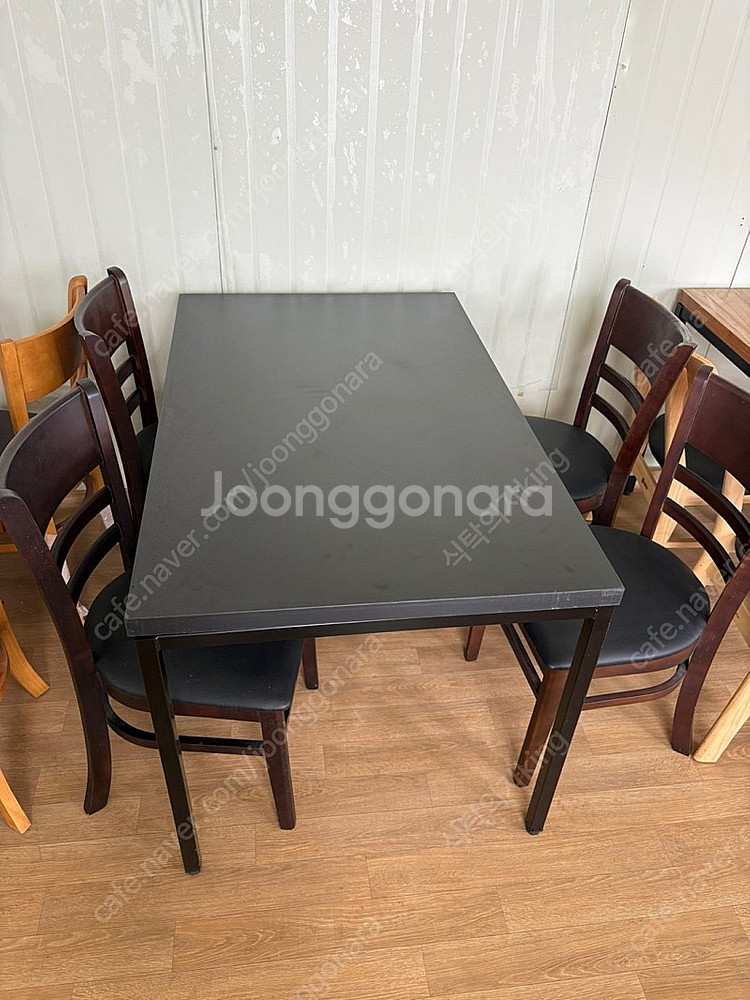 김밥집 분식집 마라탕 식당에서 쓰는 테이블 저렴하게 드립니다. 주문제작 가능--2