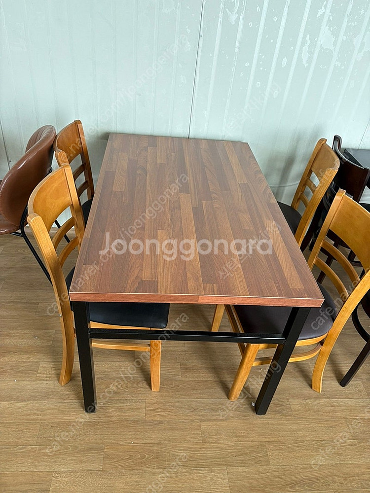 김밥집 분식집 마라탕 식당에서 쓰는 테이블 저렴하게 드립니다. 주문제작 가능--3