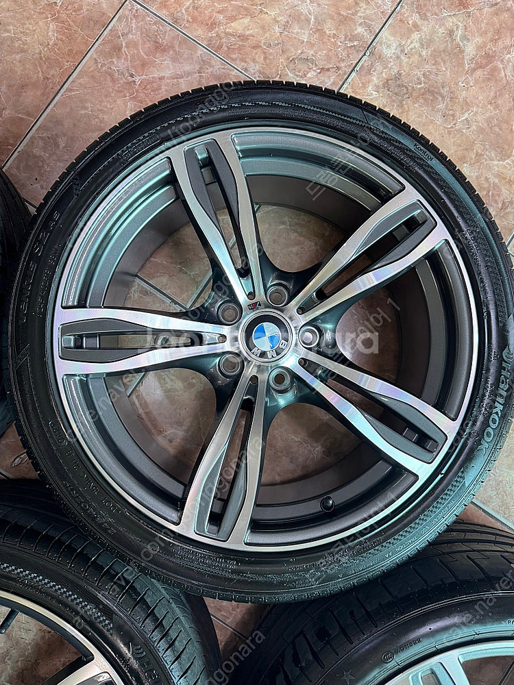 BMW m5 스타일 19인치 휠타이어 팝니다(520d,...--3