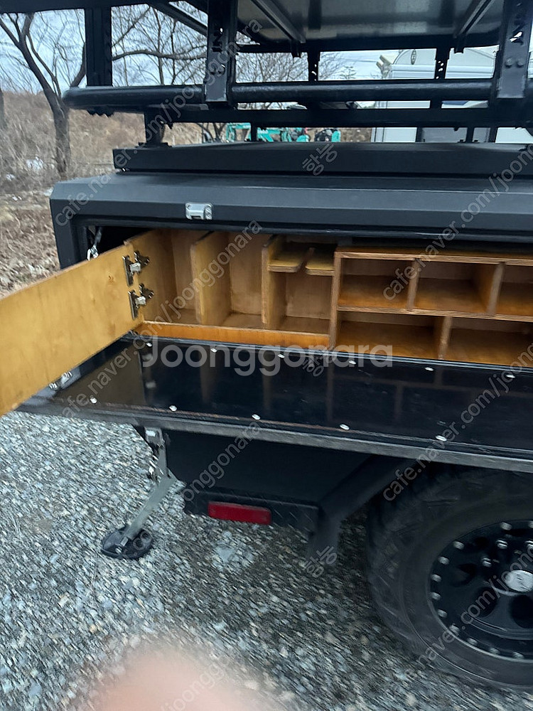 라이카니 어드벤쳐 에디션 블랙랩토도장 (캠핑트레일러) ...--8