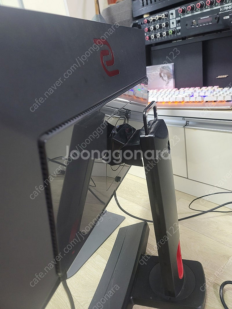 벤큐 모니터 27인치 xl2740-b 팝니다 ~ 240...--2