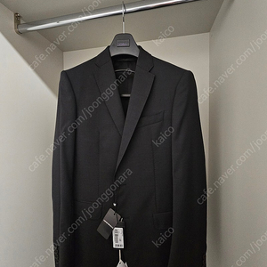 엠포리오 아르마니 블랙 정장 새제품 팝니다 이미지