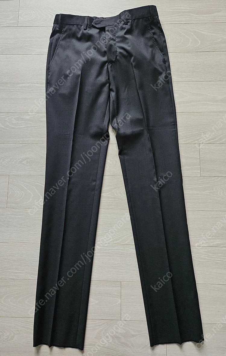 엠포리오 아르마니 블랙 정장 새제품 팝니다 이미지