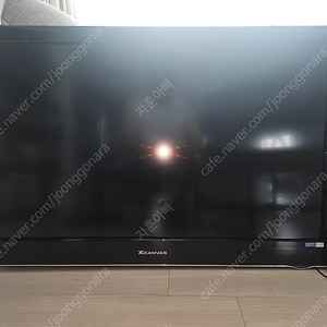 엑스켄버스 42인치 + Q2 4K Ultra HD 셋톱박스