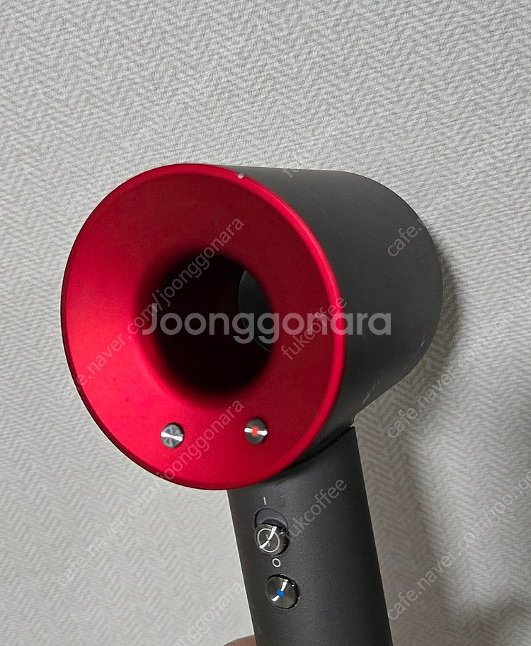 다이슨 슈퍼소닉 헤어드라이어 레드에디션 팝니다.--5