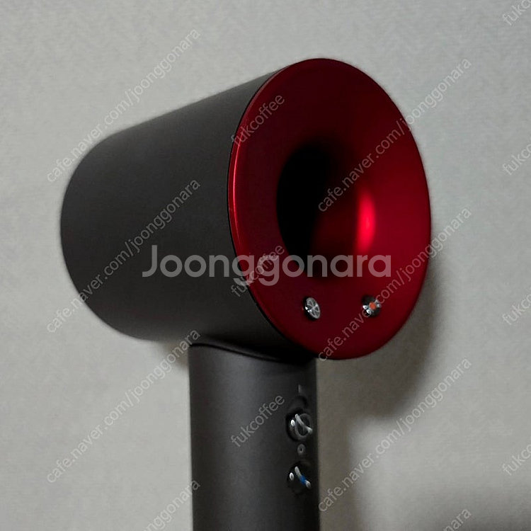 다이슨 슈퍼소닉 헤어드라이어 레드에디션 팝니다.--6