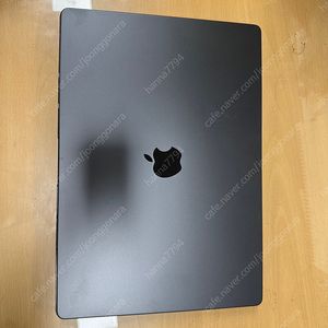 맥북 프로 16 M3 18GB 스페이스블랙 S급 풀박스 급처합니다