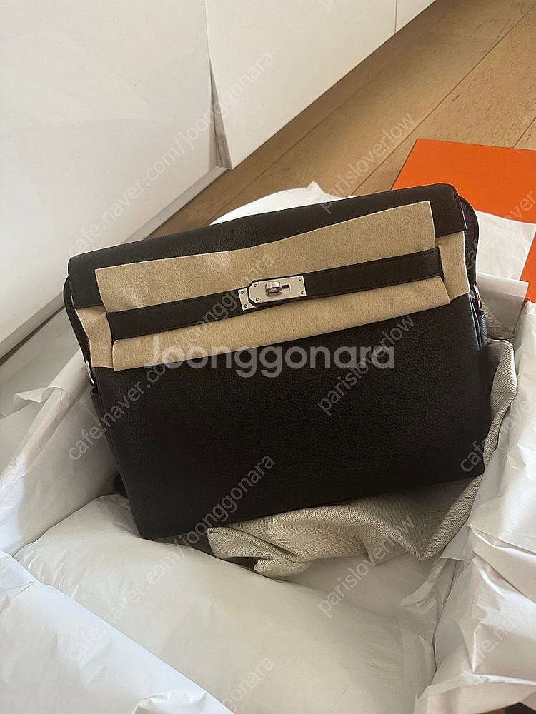 에르메스 켈리 메신저 gm 블랙은장 새제품--0