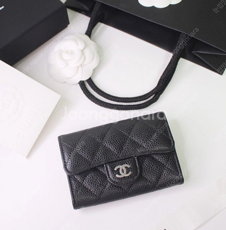 [미개봉 새상품] AP0214 샤넬 캐비어 똑딱이 카드지갑 은장 블랙--1