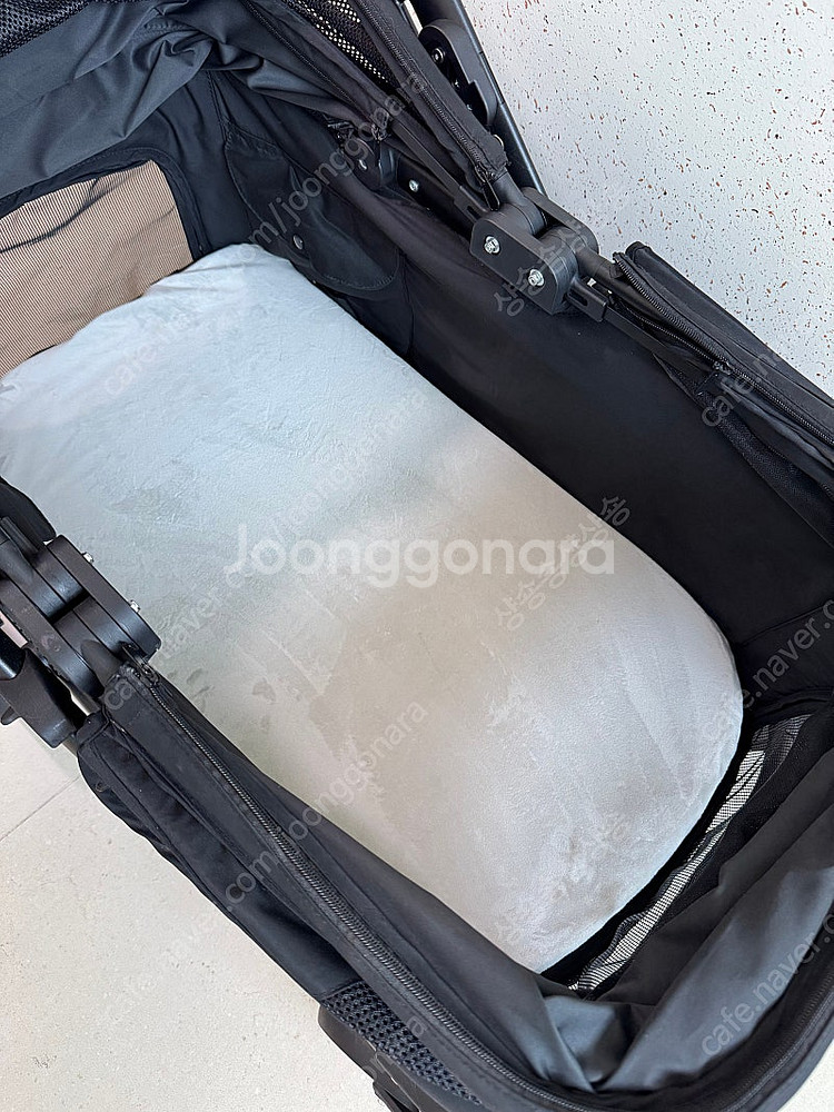 폼포라펫 클래식 웨건 저상형 강아지유모차 판매 (딥블랙...--9