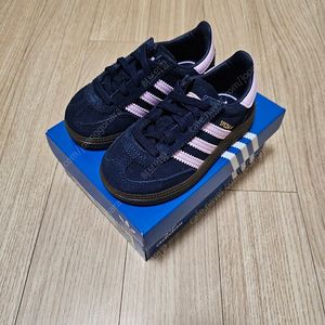 아디다스 키즈 운동화 스페지알 140
