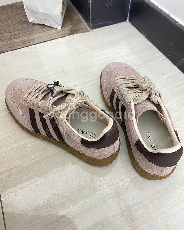 핑크 세무 스니커즈 240사이즈 아디다스 삼바--2