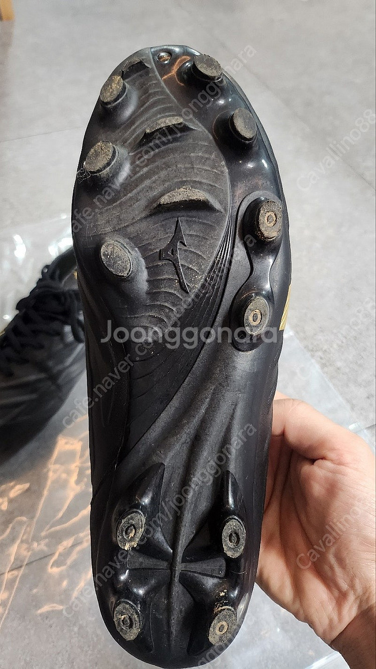 미즈노 레뷸라 V3 AG (270 SIZE)--6