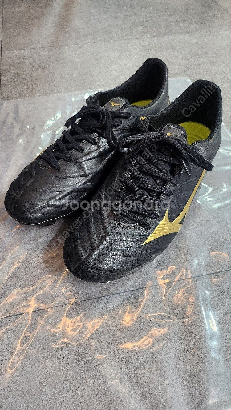 미즈노 레뷸라 V3 AG (270 SIZE)--0