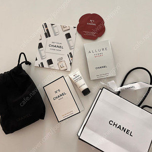 샤넬 립스틱 핑크 928 새제품 쇼핑백 파우치 리본포장 그대로
