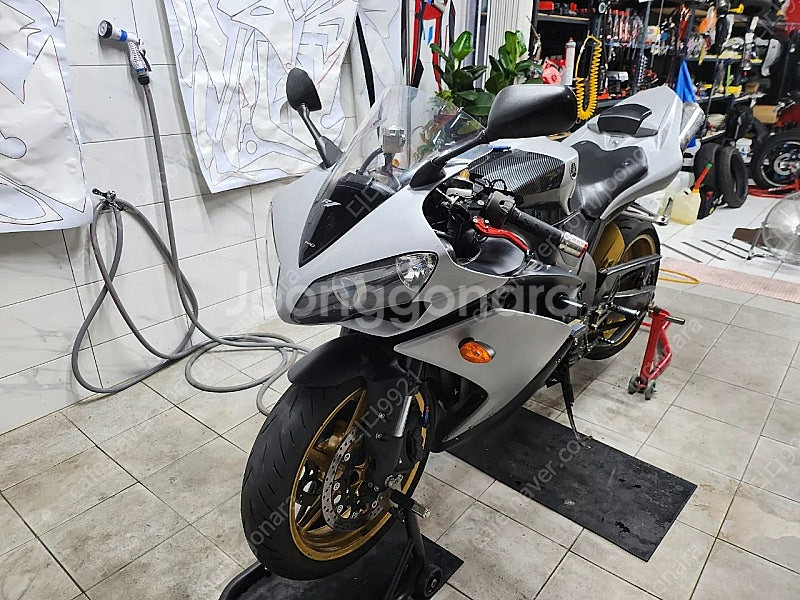 YZF R1 08년 깔끔튜닝--3