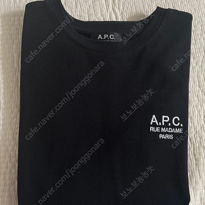 A.P.C. 검정 반팔 티셔츠 s사이즈