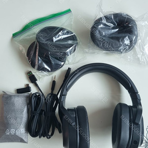 Razer Barracuda X Plus 팝니다.