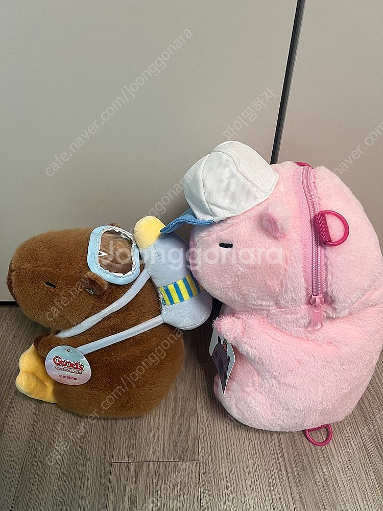 카피바라 핑크 백팩 가방 인형 일괄판매--1