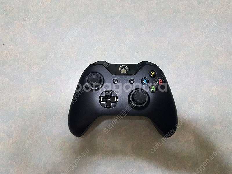 XBOX 2세대 게임패드 팝니다 상태 좋아요.--0
