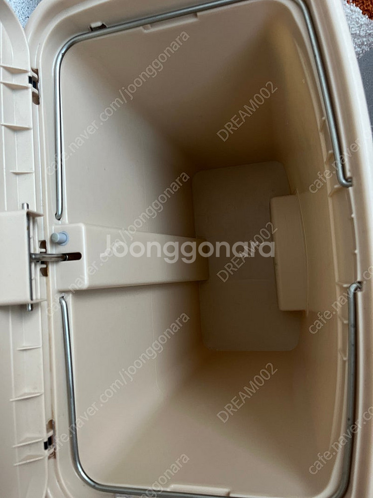 러버메이드 슬림 페달 휴지통 30L--5
