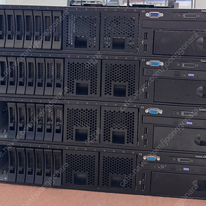 IBM SYSTEM x3650 M4 2U 2.5" 8베이 컴퓨터 서버