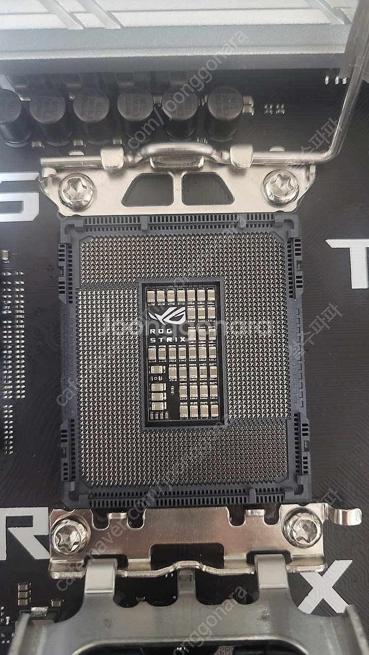 ASUS Rog Strix Z790-A Gaming W...--0