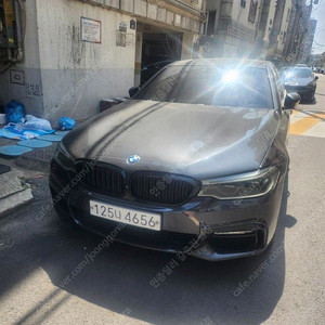 BMW 5시리즈 중고 5시리즈 중고차 할부 BMW 520D 중고 회색 2018년식 520d M 스포츠 플러스 개인사업자중고차