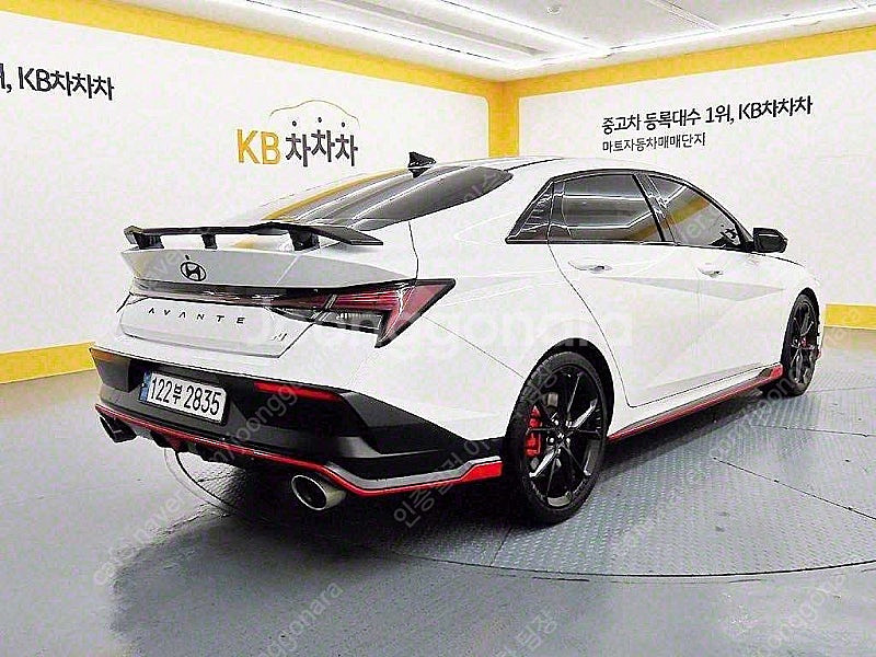 8,848 km 아반떼 중고 더 뉴 아반떼 CN7 2....--9