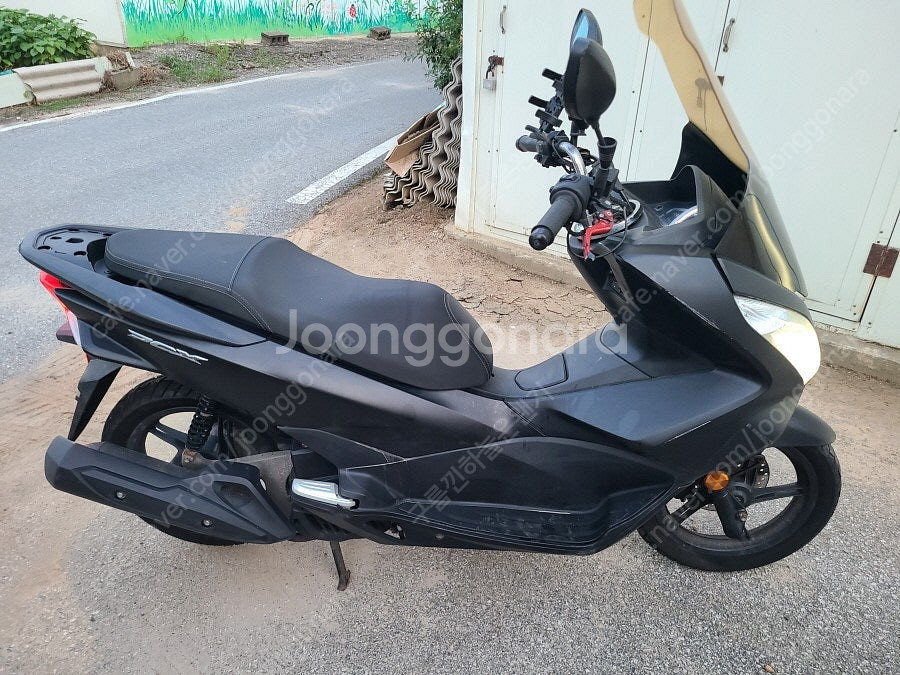 17년식 pcx 키로수 많은거 판매 합니다--2