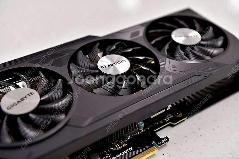 기가바이트 지포스 RTX 4070 WINDFORCE 1...--9