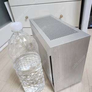 인텔 i5 14600KF RTX4060 SFF ITX 미니게이밍PC를 판매합니다