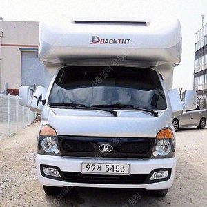 캠핑카 중고 포터2 흰색 2019년식 28,651km 기본형 개인사업자 차량구매