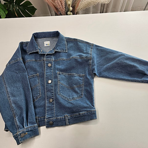 여아 래쉬가드 세트 140 5,000원, 145 청자켓, 150 주름스커트 세트, 반스 운동화, 여아 와이드청바지, 청반바지, 여아 반팔티 160, 초등여아 옷 여러가지
