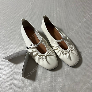 플라스틱아일랜드 여성 플랫슈즈