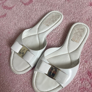 페라가모 젤리 슈즈 230