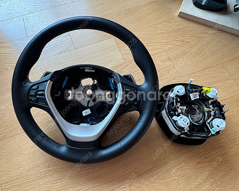 BMW 스티어링휠(핸들) 팝니다.(F바디용, F3X)--1