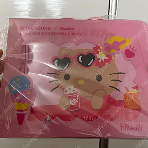 올리브영 키티 파우치