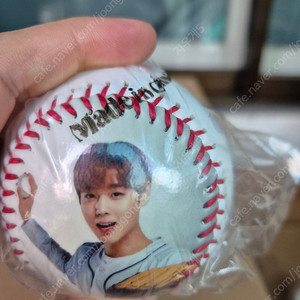약한영웅 박지훈 워너원 기념 싸인공 분양