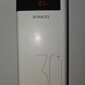 로모스 3만 보조배터리 팝니다