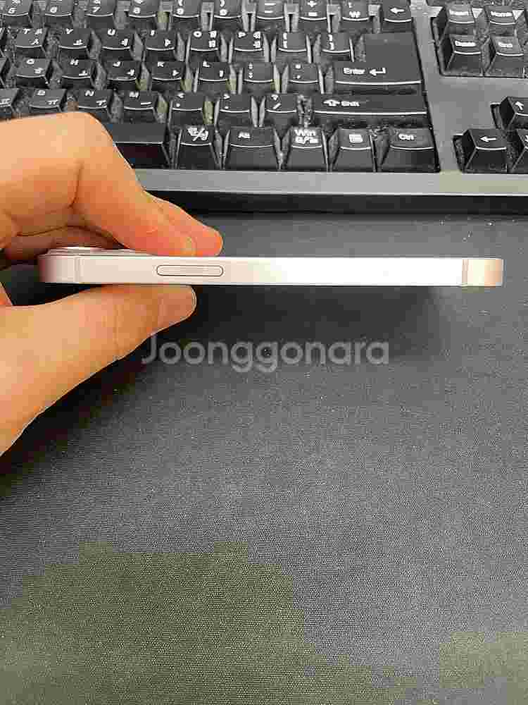 아이폰13미니 핑크 128GB 상태좋은중고30만팝니다.--4