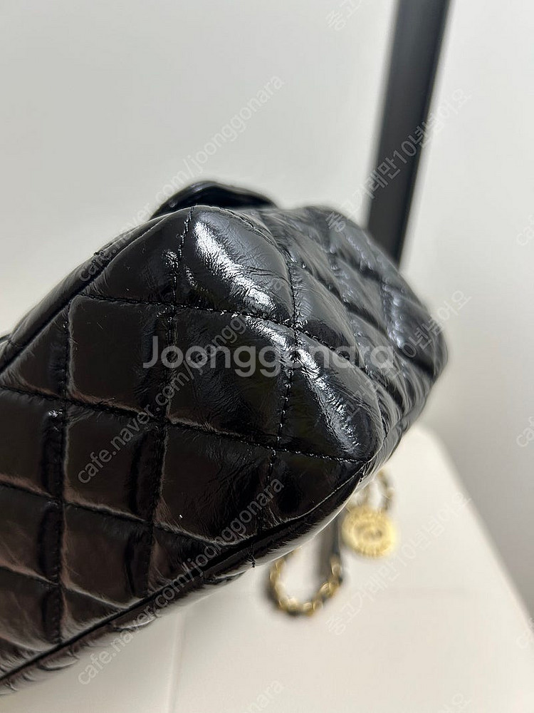 샤넬 시즌 호보백 미듐 블랙 (샤넬 웨이비백)--5