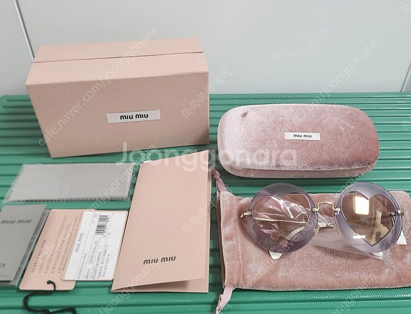 미우미우 하트 선글라스 miumiu heart roun...--2