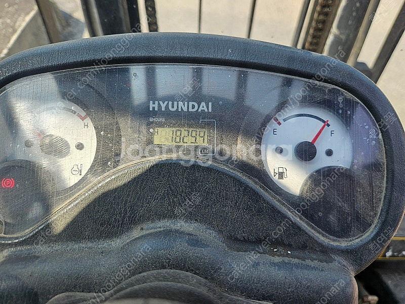 현대 포렉스30ddturbo 3톤지게차 팝니다--2