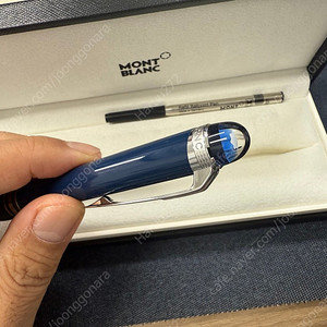 몽블랑 스타워커 블루 플래닛 프레셔스 레진 볼펜