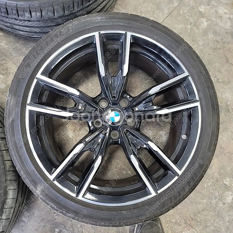 2023년식 M340i 792M 19인치 순정 휠타이어...--3