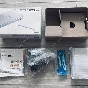닌텐도 DS lite - 글로스 실버 박스 박셋
