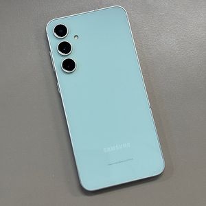 갤럭시S23FE 민트색상 256용량 24년2월개통 미파손 무잔상 상태좋은단말기 29만 판매합니다