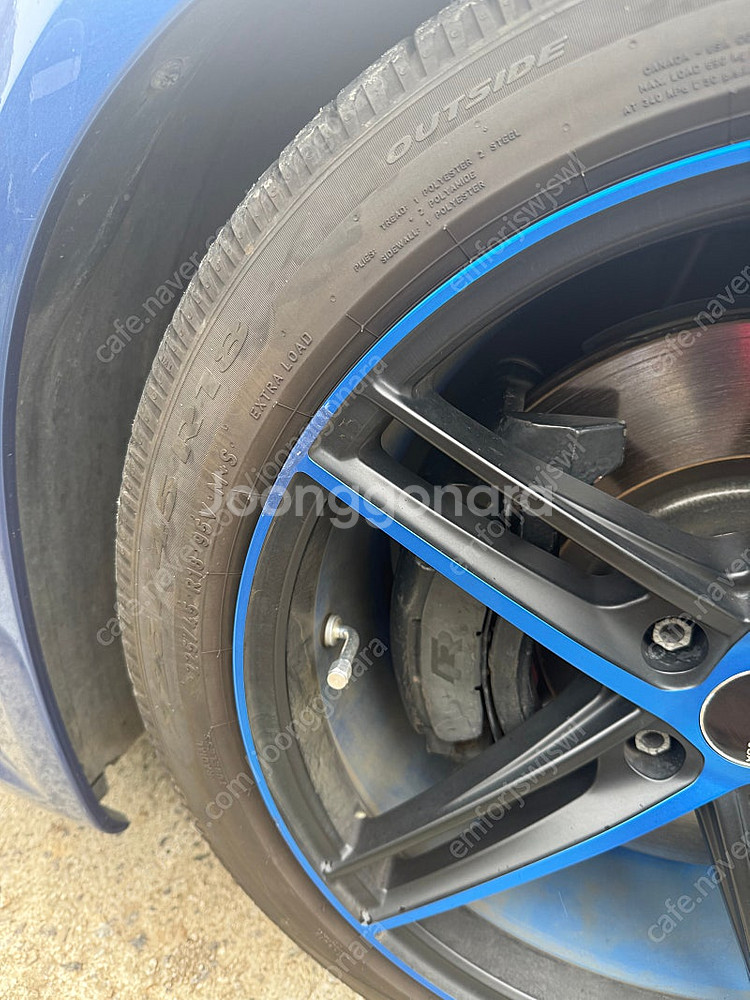 코닉 휴볼트 f1 18인치 휠 팡매합니다--3