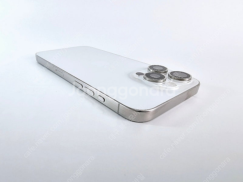 애플 아이폰 15프로맥스 512GB 특S급 화이트티타늄...--4